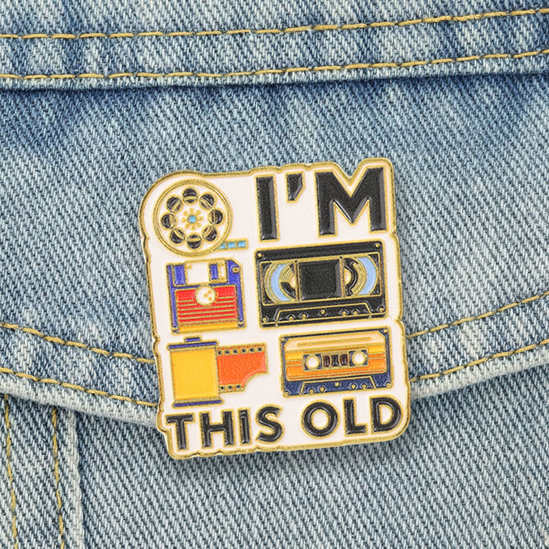 I'm This Old Badge Cartoon Ret - Reel Bag 评论和价格