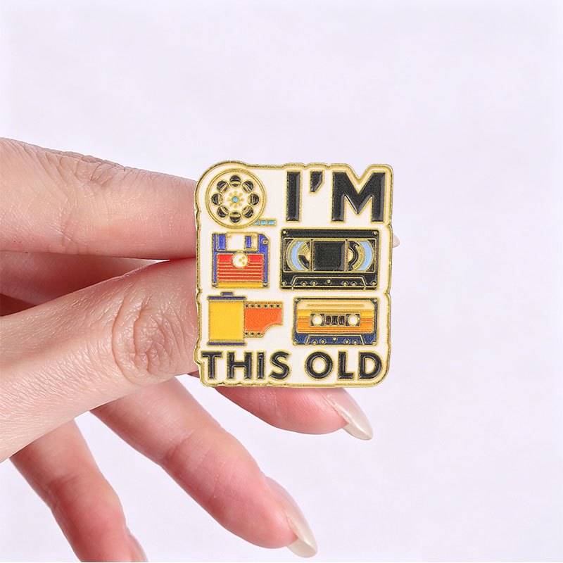 I'm This Old Badge Cartoon Ret - Reel Bag 评论和价格